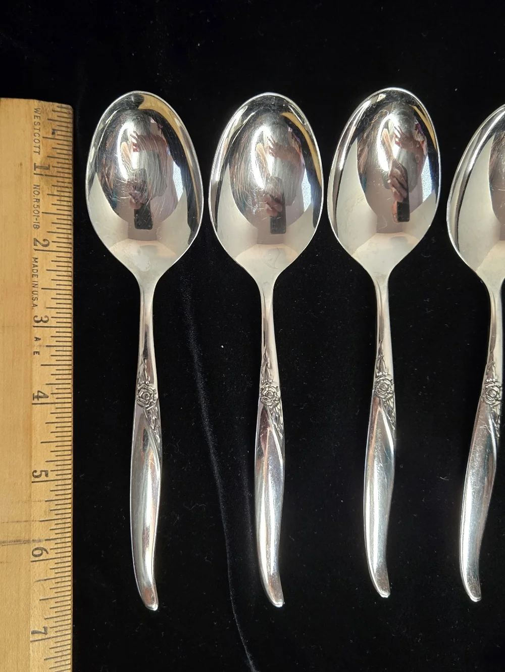 Oneida Wm. A. Rogers LA ROSE Premier Stainless Oval Soup Spoons 6 3/4